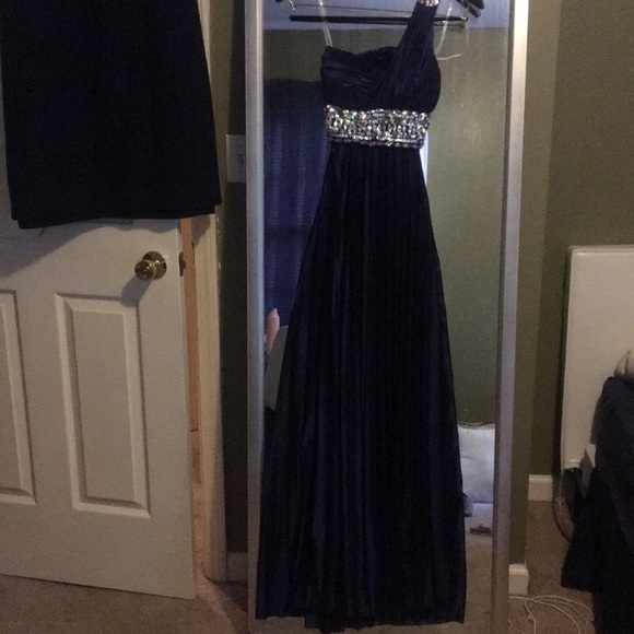 Navy Blue Gown - Picture 1 of 4